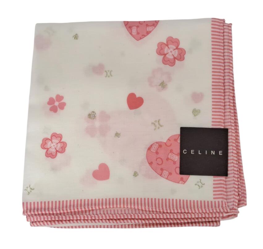 ブランド：セリーヌ 商品名：ハンカチ 付属品：なし サイズ：約50×50ｃｍ カラー：ピンク×ホワイト 素材： 綿100％ 程度:未使用 状態・・・未使用保管品です。折り畳みしわがあります。国内ライセ